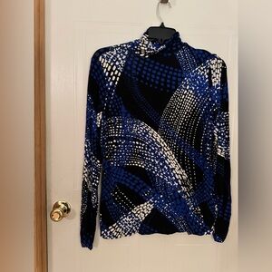 Cato Sz L Blue and White Patterned Long Sleeve Top VGUC 😊😊